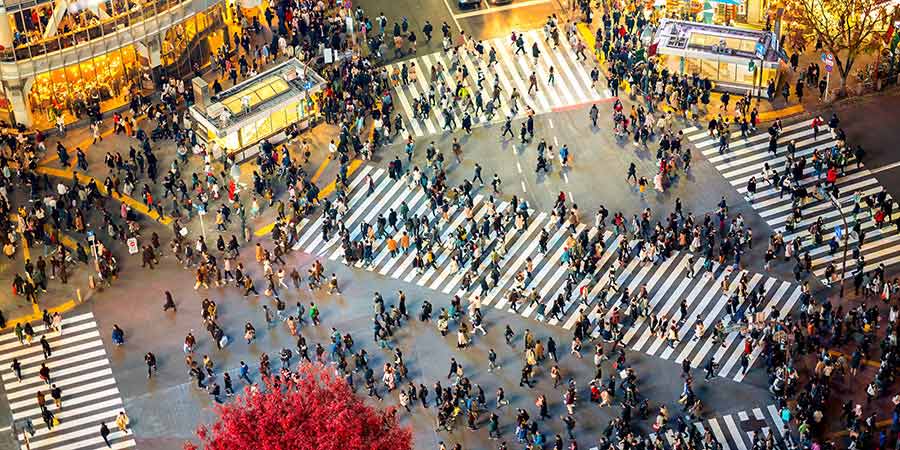 Busy Shibuya crossing in Tokyo, Japan. 
